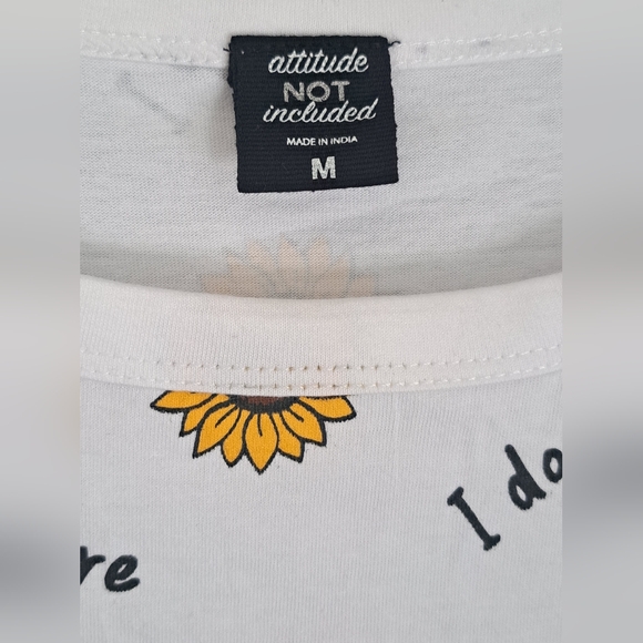 I DONT CARE GRAPHIC SUNFLOWER TEE Sz Meduim #New - Picture 3 of 8